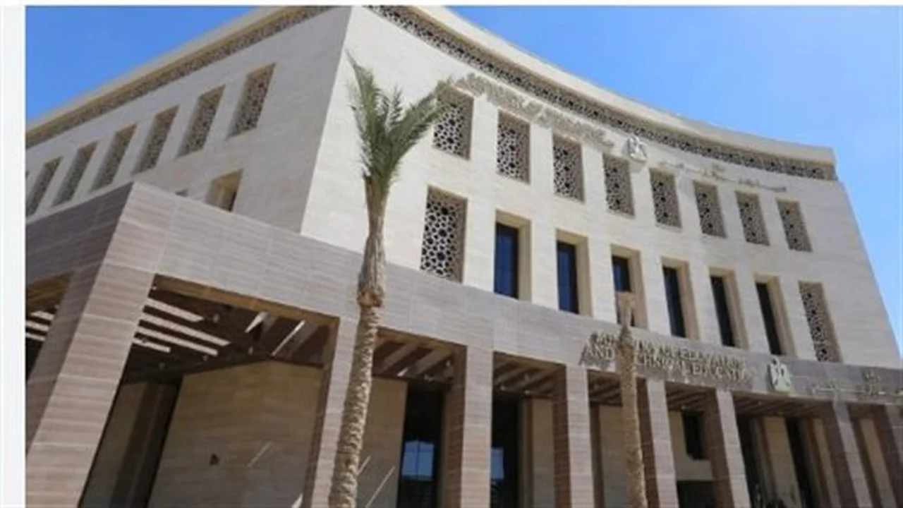 قرار حكومي جديد.. توظيف عمالة مؤقتة لخدمات النظافة بمدارس الجمهورية قبل الفصل الدراسي